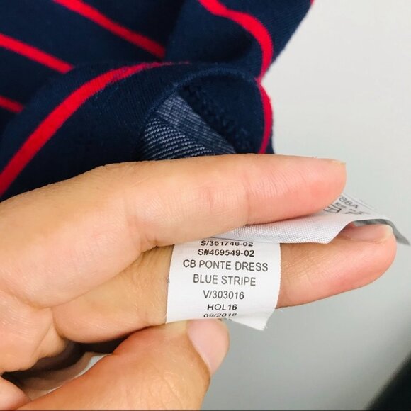 Gap Fit & Flare 3/4 Sleeve  Crew Neck stripe Midi dress Women Size S - Picture 16 of 16